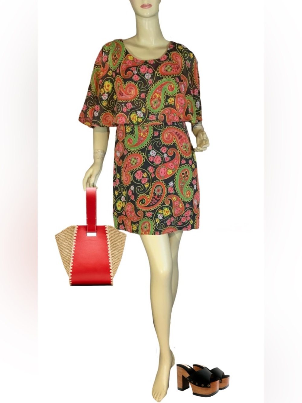 VINTAGE HO HO CALIFORNIA 1960'S MULT COLOR PAISLEY PRINT SHIFT DRESS (APPX M/11)